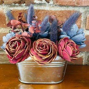 Custom SOLA Wooden Flower Arrangement